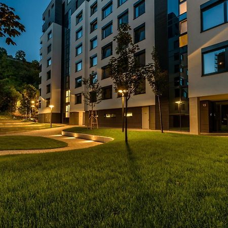 Bratislava center, river front, private parking included Esterno foto